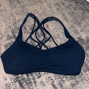 Lululemon Navy Size 4 Bra